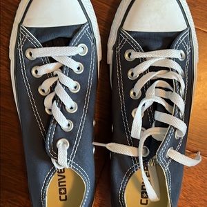 Brand new chuck taylor converse navy women size 6.5 6 1/2